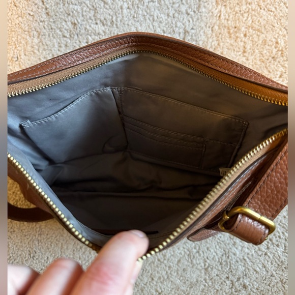 Fossil Tan Leather Crossbody Bag - Picture 9 of 13